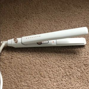 T3 Single pass hair straightener, flat iron 1”